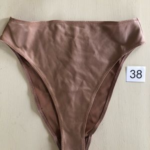 SKIMS Sienna Shine Size Small Panties Underwear NWT